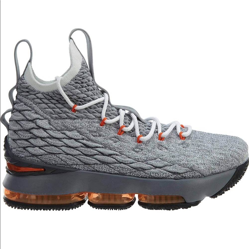 Lebron XV BRAND NEW !!!!